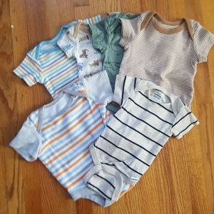 Set of 6 Onesie bodysuit
